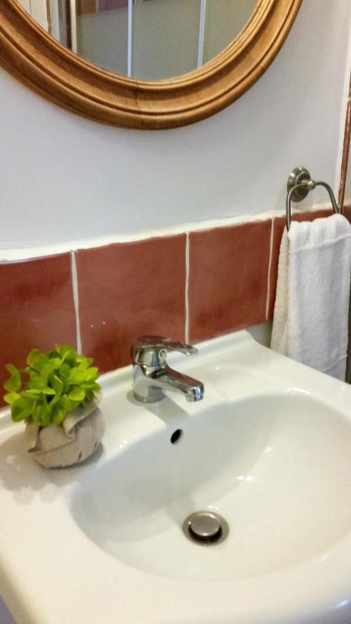 Ana'S Guest House Chambres D'Hotes Aups Ngoại thất bức ảnh